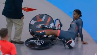 Kadeena Cox fall in Womens 500m time trial C45 Para cycling Track final at Paralympics Paris 2024 [upl. by Animahs]