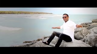 Ethiopian music  Henok Abebe  Ema Enateእማእናቴ  New Ethiopian Music 2017Official Video [upl. by Bekelja]