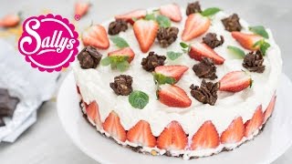 SchokoCrossies ErdbeerTorte  NO Bake  Kühlschranktorte  Sallys Welt [upl. by Mala]