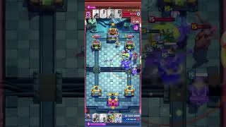 GOLEM CONTRE PEKKA 🗿 [upl. by Airotal]