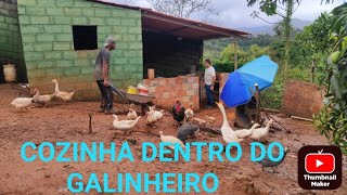 COMEÇAMOS NOSSA COZINHA CAIPIRA COM FOGÃO A LENHA DENTRO DO GALINHEIRO  ELIANA ROCHA [upl. by Ymorej]