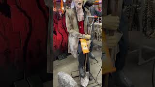 Gravedigger Lowes Demo halloween spirithalloween animatronics [upl. by Elleniad]