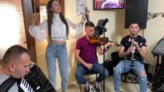 Laura Mocăniță si Dobrogea Band  Viata mea cover Nicolae Guta live 100 [upl. by Eben811]