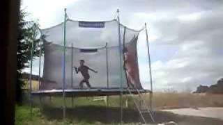 Trampolina HUDORA 305 cmdzieci [upl. by Sherrod]