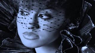 Phyllis Hyman  Screaming At The Moon  Long Version  Lyrics [upl. by Millham]