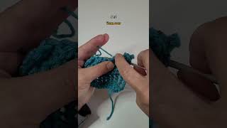 Comment faire la triple bride au crochet  How To Make A Double Treble Crochet [upl. by Ekim]