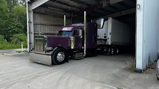 Working A Stretched Peterbilt 379Truck Too Low For Shippers Dock DoorTrucker VlogOTR For 14Weeks [upl. by Paryavi370]