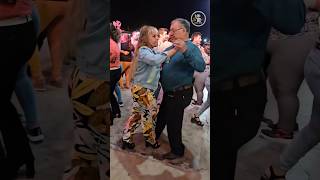 Así se baila al ritmo de la cumbiachaqueña 👏👏👏 [upl. by Kraska106]