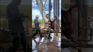 Floorman job Workover Rig rig floorman drilling oil tripping [upl. by Welbie]