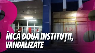 Știri Încă două instituții vandalizate Prins beat turtă la volan 28092024 [upl. by Reeve]