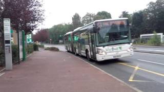 Passage dun Iveco Citelis 18 €4 Transdev VyBus STRAV [upl. by Aseela]