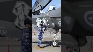 How Pilot climb on Fighter jet  shortsfeed facts fighterjet [upl. by Nottarts]