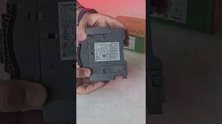 GV3P18 Motor circuit breaker unboxing [upl. by Yesnikcm904]