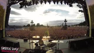 Green Day Crowd Singing Bohemian Rhapsody Live in Hyde Park 2017 [upl. by Hamish]