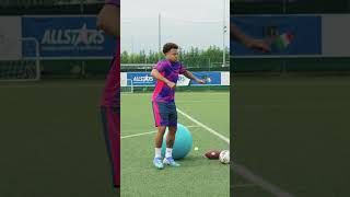 Weston McKennie Takes on the Mystery Ball Challenge with SOCCERCOM [upl. by Yelsnya]