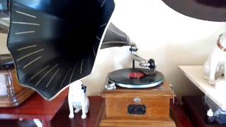 Jacqueline Francois ジャクリーヌ・フランソワ♪Mademoiselle De Paris♪  パリのお嬢さん 1948年 78rpm record Victor Ⅱ [upl. by Nagaek]