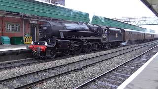 LMS 5MT 44871 at Shrewsbury Railway Station with The Ludlow Medieval Christmas Fair [upl. by Hgielsel]