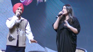 Parineeti Chopra और Diljit Dosanjh ने गाना गाकर जीता लोगों का दिल [upl. by Thorin]