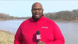 The walleye are running WTOL 11s Matt Willoughby checks out how the fishing is going on the Maumee [upl. by Krilov]