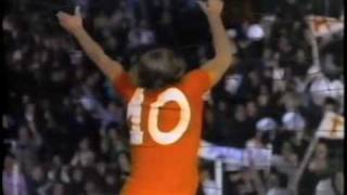 Richard Harris 1971 quotBloomfieldquot AKA The Hero soccer sequence [upl. by Base]