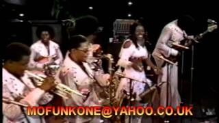 ROSE ROYCE  DO YOUR DANCELIVE TV PERFORMANCE 1977 [upl. by Kcirneh]