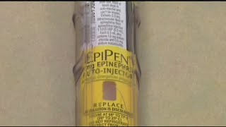 Drug company Mylan to pay 465 million in EpiPen settlement [upl. by Dehnel]