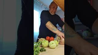 Készül a finom húsleves és káposztás tészta jó étvágyat youtube chef vlog vlogger [upl. by Bainbridge613]