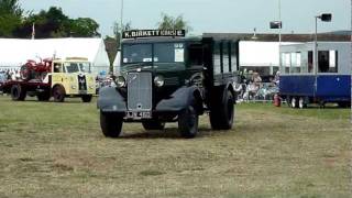 Pardade of Historic Commercial Vehicles  Welland Steam and Country Rally  2011 [upl. by Eisned912]