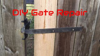 How to Repair a Privacy Fence Gate Latch with Scrap Metal [upl. by Iorgo]