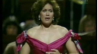 Dame Kiri Te Kanawa sings quotIm Abendrotquot  Vier Letzte Lieder  Richard Strauss [upl. by Eldon]