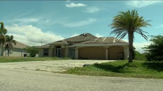 Residents fed up with squatters living in abandoned Cape Coral home [upl. by Medora]