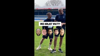 Echte voetbalspelers ontvangen Mystery voetbalshirts 😂🎁 [upl. by Elamaj]