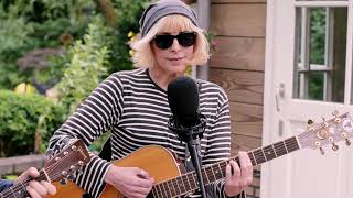 Bettie Serveert  50 Ways to Leave Your Lover Paul Simon [upl. by Bahr]