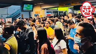 OMG😱TODAY at Boon Lay MRT Station‼️Thousands of passengers affected by EastWest Line disruption [upl. by Nevad881]