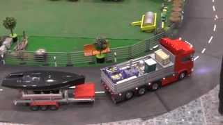 RC Scania R730 Yacht Schwertransport mit 4 Achs Zugmaschine  RC Bootstrailer [upl. by Fidellia]