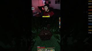 NOT THE JIGGLE PHYSICS 😳  gaming gamingclips minecraft minecraftshorts funnymoments [upl. by Eeliram570]