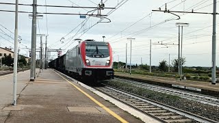 Treni in transito a TerontolaCortona [upl. by Geordie]