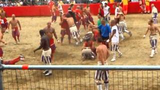 Calcio Storico Fiorentino Firenze 2011  3 [upl. by Einnad]