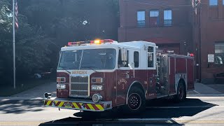 Meriden Fire Department Engine 3 Spare responding with Q2b [upl. by Burlie]