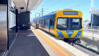 Trains on the Upfield line [upl. by Obeng]