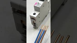 How to Crimp 4 Wires into a Circuit Breaker [upl. by Yoko]