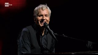 Questo piccolo grande amore  Claudio Baglioni  Live al Foro Italico  A TUTTO CUORE  Rai 1 [upl. by Ymmor224]