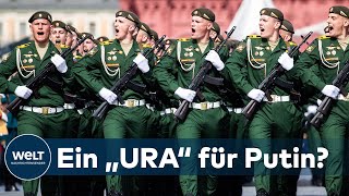 SIEGESPARADE IN MOSKAU Putins Waffenschau soll die Kampfmoral der Truppe stärken [upl. by Atse459]