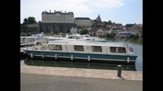 Marina  Anjou Navigation bateau 11 personnes [upl. by Keviv951]