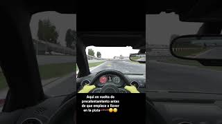 En vuelta de precalentamiento de neumáticos antes de que llueva en la pista🏎️🏎️😏😏 [upl. by Salamone893]