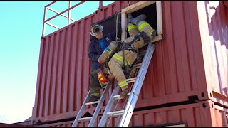 Firefighter Safety and Survival Training SelfRescue Techniques for Window Hangs and Ladder Bails [upl. by Eenahs]