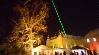 Laserstrahl über Schloss Dyck Weihnachtsmarkt [upl. by Leffert366]