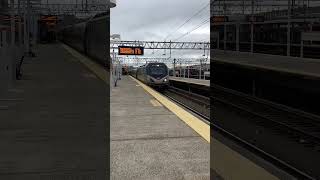 amtrak 137 arrives in New Haven wunexpected SAAHC amtraknortheastregional amtrak fyp [upl. by Lipps]