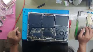 Macbook Pro 13inch 2020 A2289 water damage  keyboard replacement [upl. by Ashien]