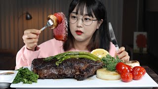 미디움레어로 구운 육즙가득한 채끝 스테이크 먹방🥩Medium Rare Steak Mukbang Asmr [upl. by Elbag987]